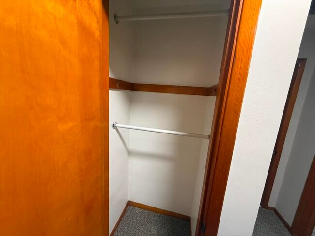 Building Photo - 3816 Cullen Dr