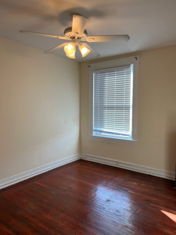 Building Photo - 1536 Appleton St