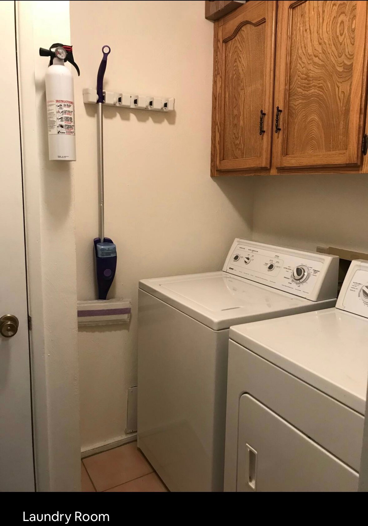 Building Photo - 6 W Greenock Dr