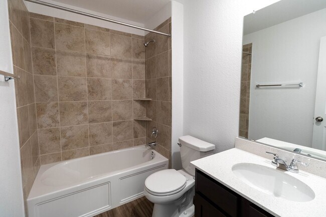 Building Photo - 5601 Bellissima Way