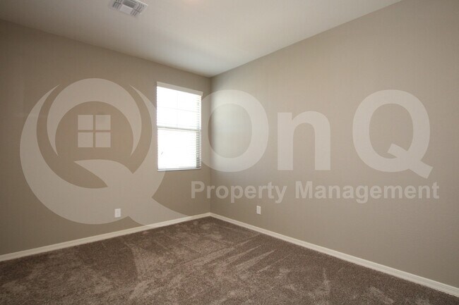 Building Photo - 17120 N 9th Pl