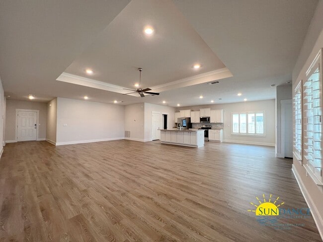 Building Photo - 4-Bedroom SOLAR ENERGY Home in Shoal River Landing!