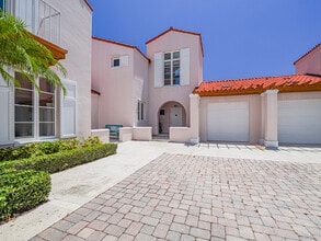 Building Photo - 4934 Wood Duck Cir