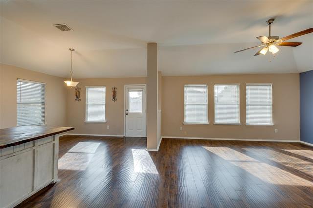 Building Photo - 5572 Spring Ridge Dr