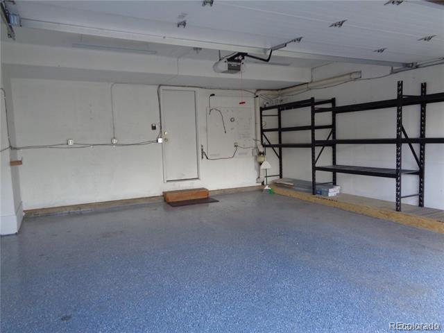 Building Photo - 10482 Hyacinth St