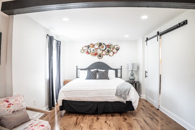 Building Photo - 3720 Taft Ave