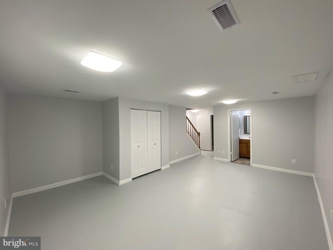 Building Photo - 1509 St Christopher Ct