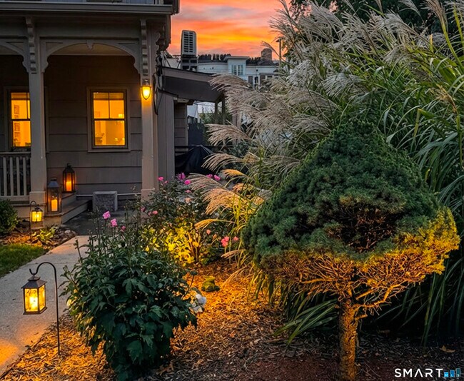 Building Photo - 1 Arch St