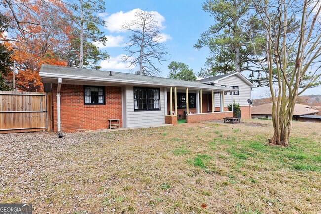 Building Photo - 3727 Calmer Cir