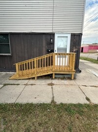 Building Photo - 102 Winchester St