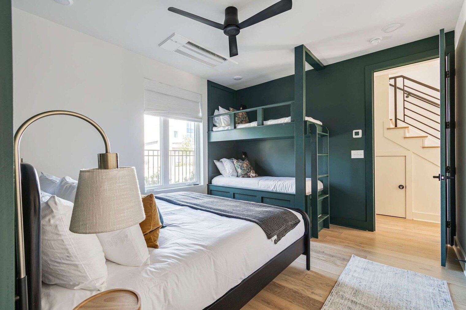 Building Photo - 1117 3rd Ave S