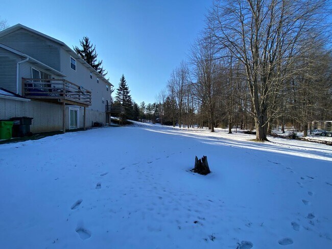 Building Photo - 4330-4332 Ellsworth Rd Stow OH 44224 MFH2 .T3