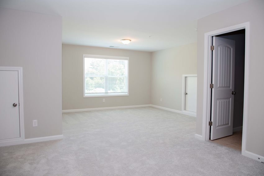 Building Photo - 1210 Foxcroft Ln