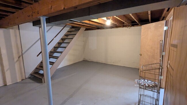 Building Photo - 3626 Forestdale Ave SW