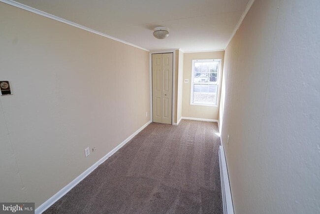 Building Photo - 303 E Main St