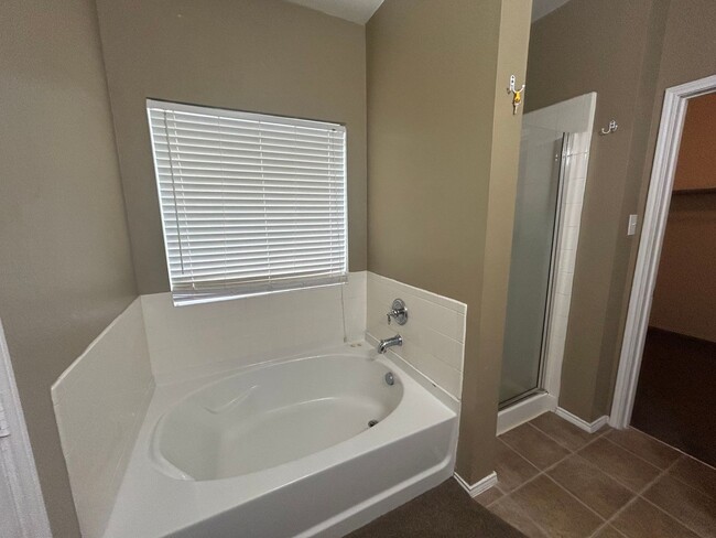 Building Photo - Large 5 bedroom home Anna TX!