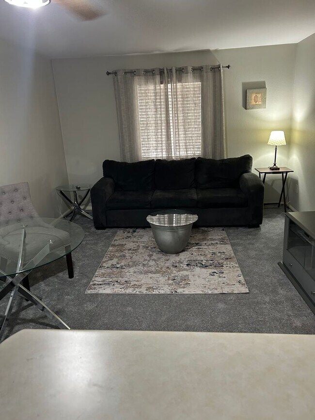 Building Photo - 2500 Houma Blvd