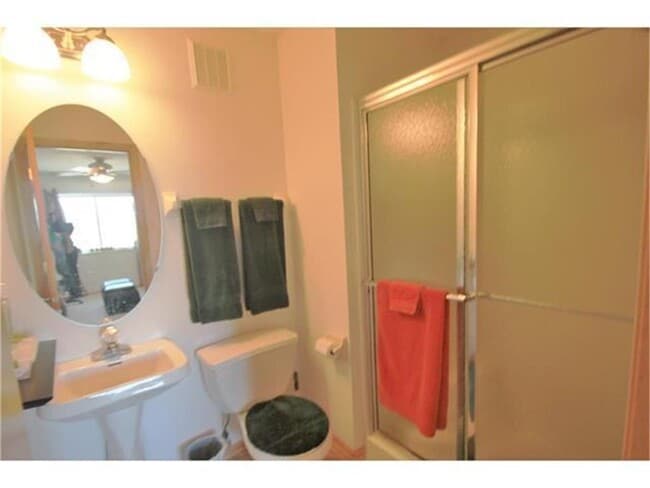 Building Photo - 17644 69th Pl N