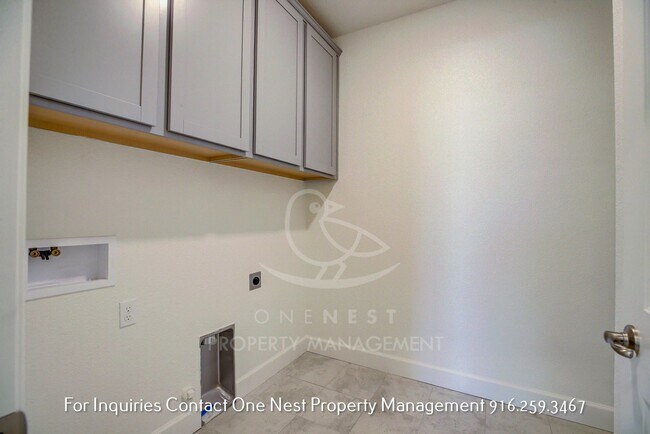 Building Photo - Twelve Bridges 4-bedroom, 2-bath home offering nearly 2,000 sq ft