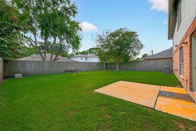 Building Photo - 1826 Oak Valley Dr