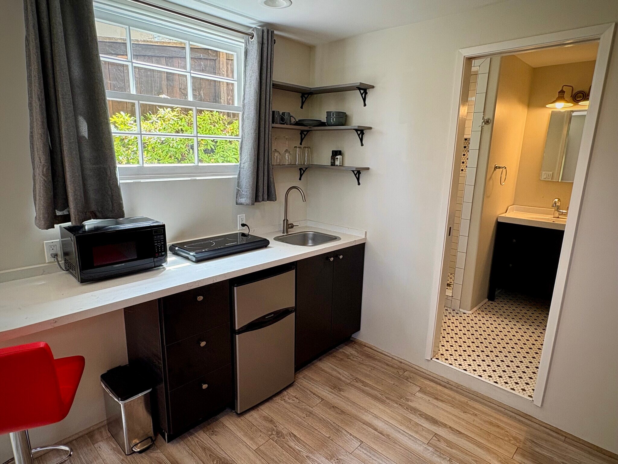 Building Photo - 3746 Lankershim Blvd