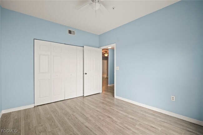 Building Photo - 11530 Villa Grand