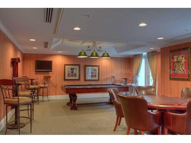 Building Photo - 800 N Tamiami Trl