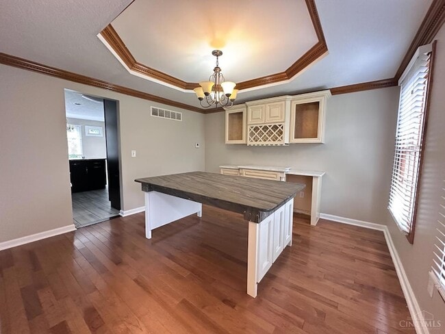 Building Photo - 2355 Henesy Ln