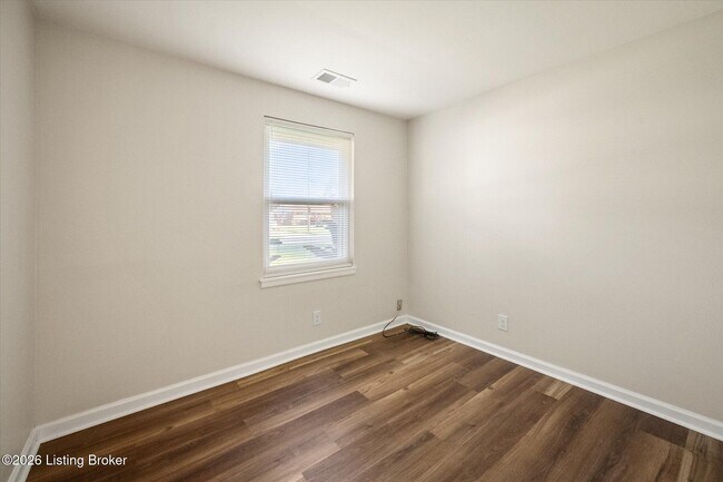 Building Photo - 5533 Ridgecrest Rd