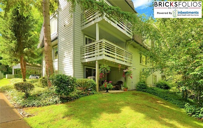 Building Photo - 9912 NE 142nd Pl