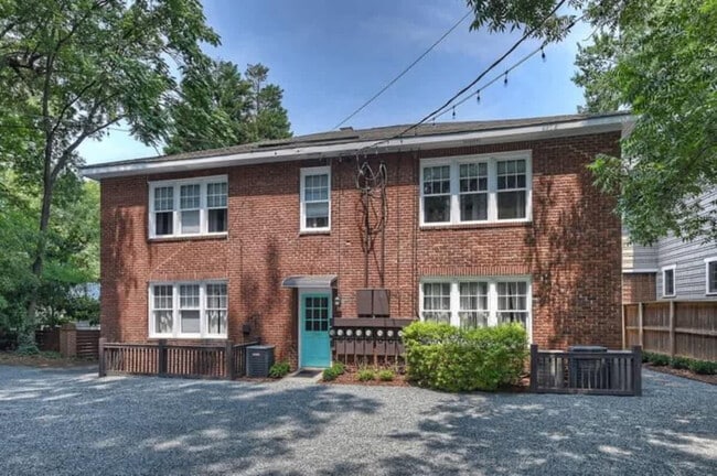 Building Photo - 518 Lamar Ave