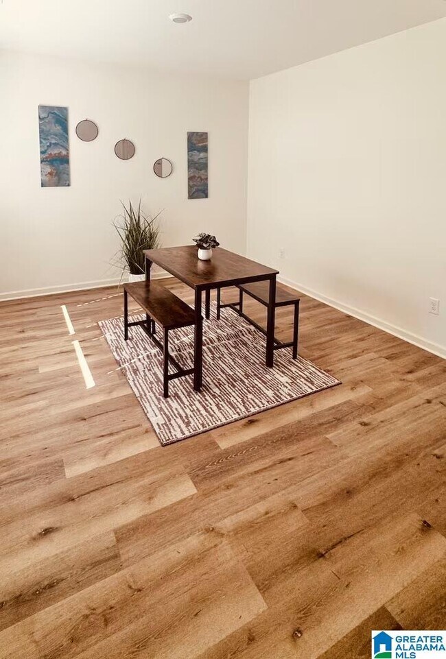 Building Photo - 510 Boxwood Bnd