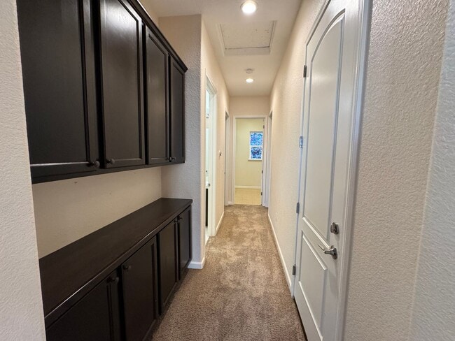 Building Photo - 4 Bedroom, 3 car garage- Foothills at Wingfield Springs. Pets welcome!