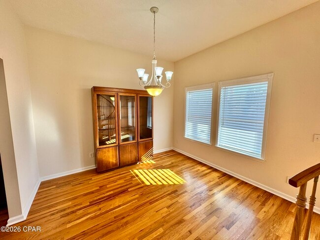 Building Photo - 13800 Pelican St