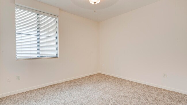 Building Photo - 3055 NW 126th Ave