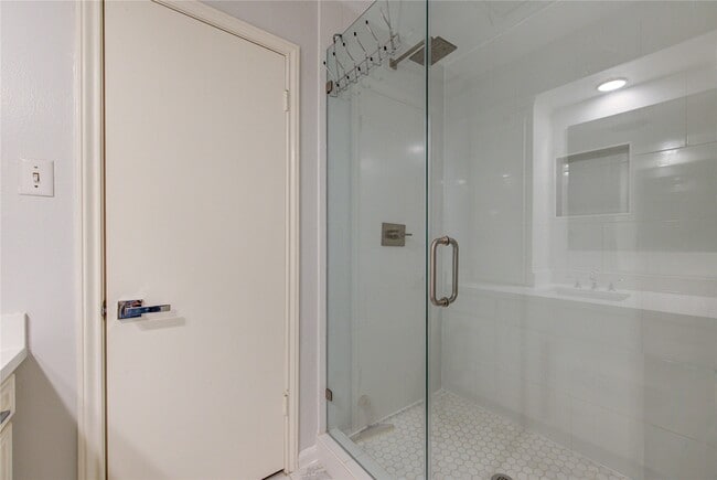 Building Photo - 438 E Fair Harbor Ln
