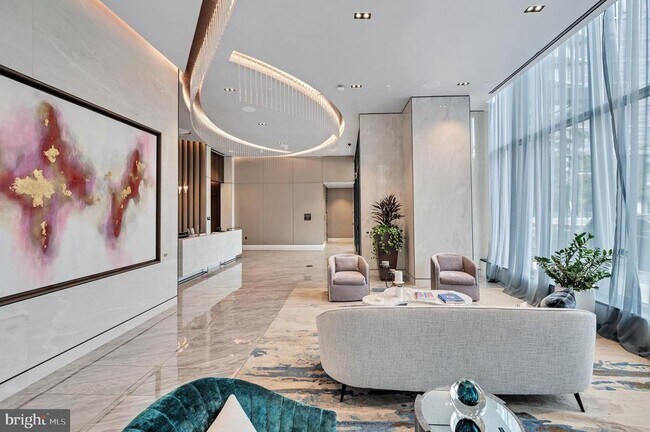 Building Photo - 1781 N Pierce St