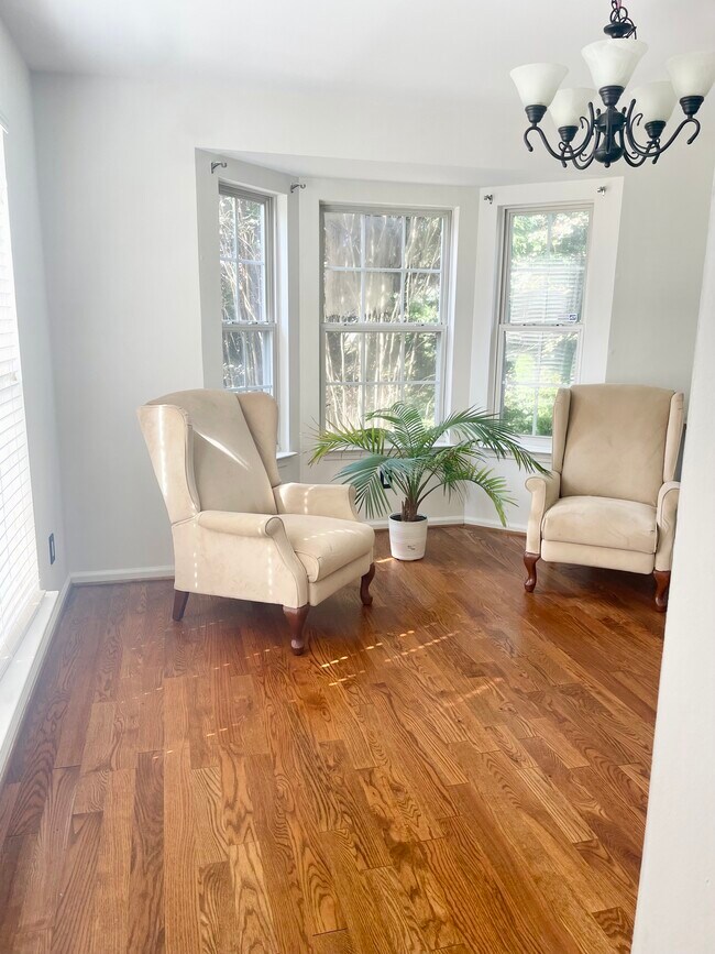 Building Photo - 205 Marcie Rush Ln