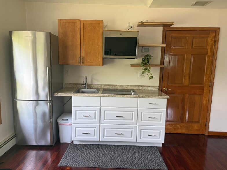 Building Photo - 18 Marlin Dr