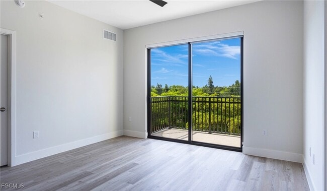 Building Photo - 22980 Vista Edera Cir