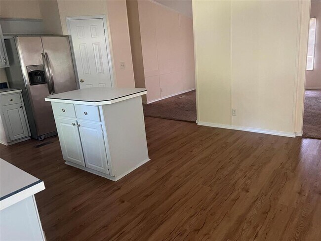 Building Photo - 4449 Grand Oaks Dr
