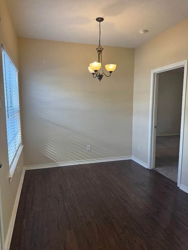 Building Photo - 609 Townplace Dr