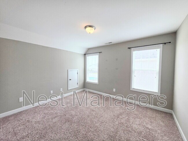 Building Photo - 2229 Andalusian Dr