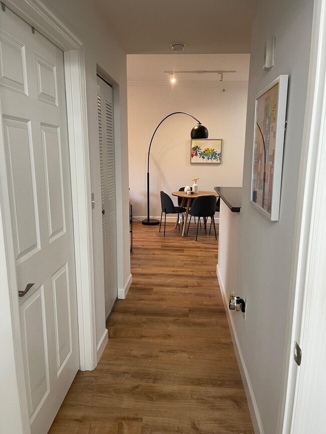 Building Photo - 4801 PGA Boulevard