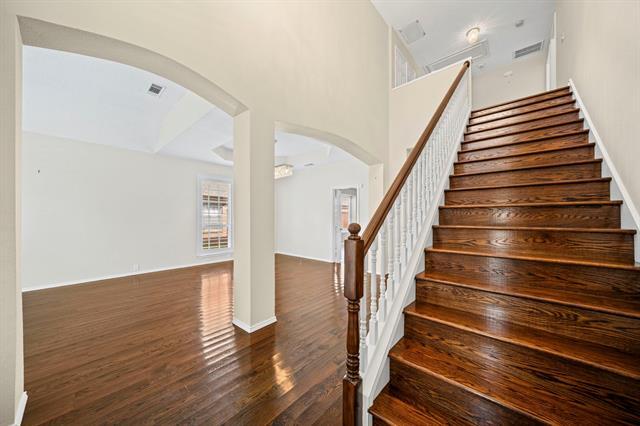 Building Photo - 4716 Bull Run Dr