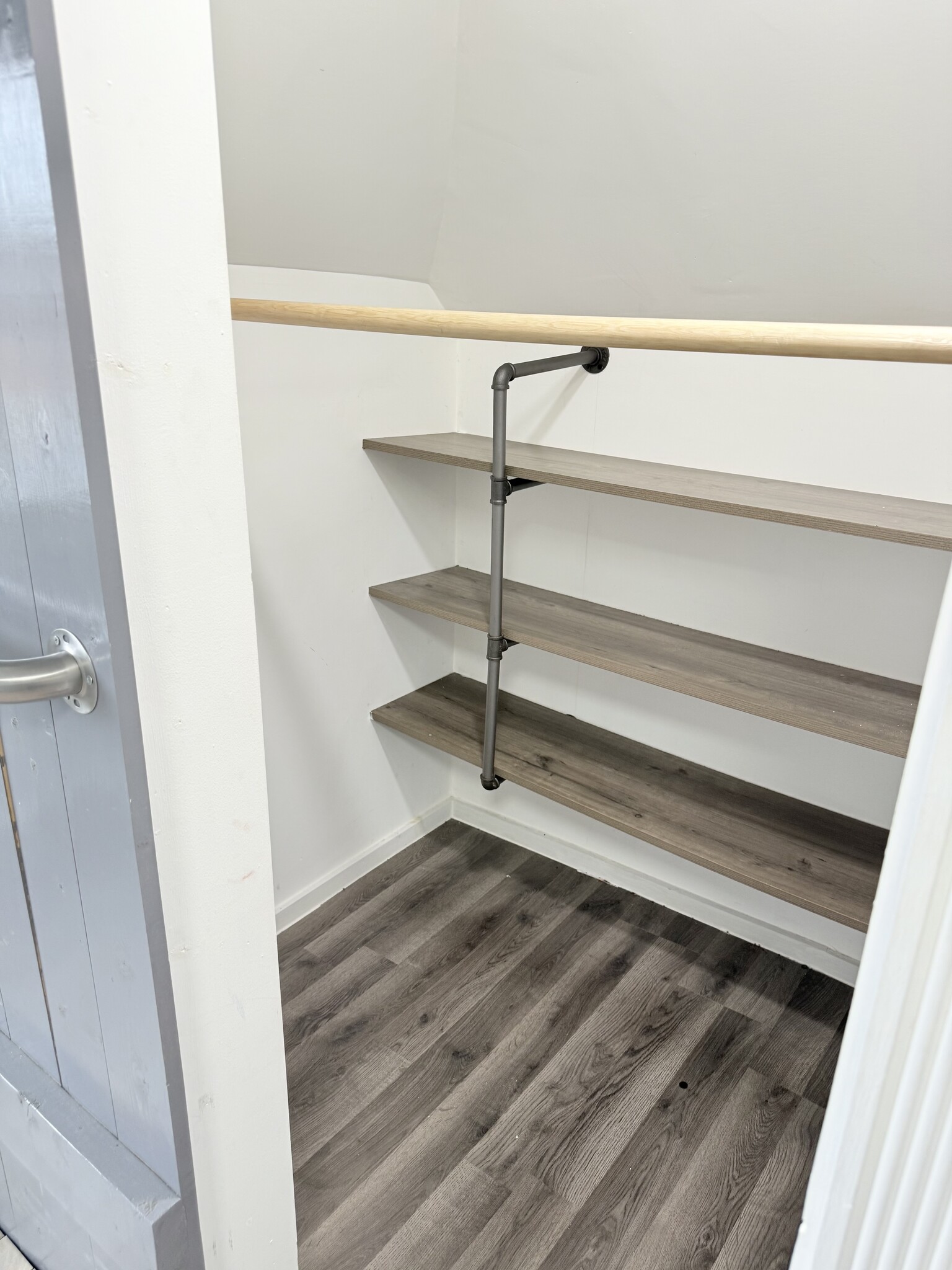 Building Photo - 2807 N 74th Ct