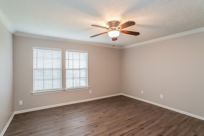 Building Photo - 1406 Mayweather Ln