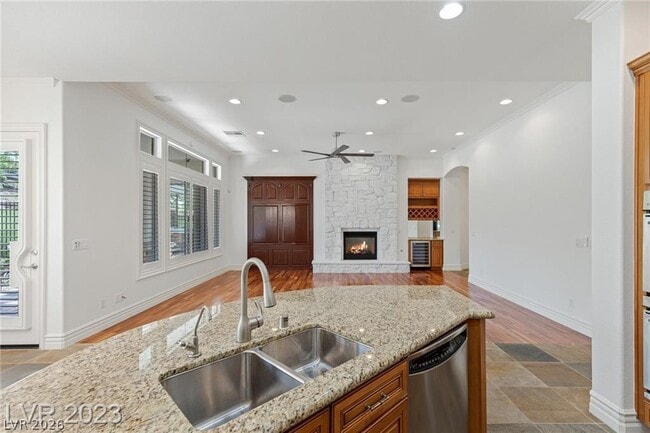 Building Photo - 1447 Foothills Village Dr