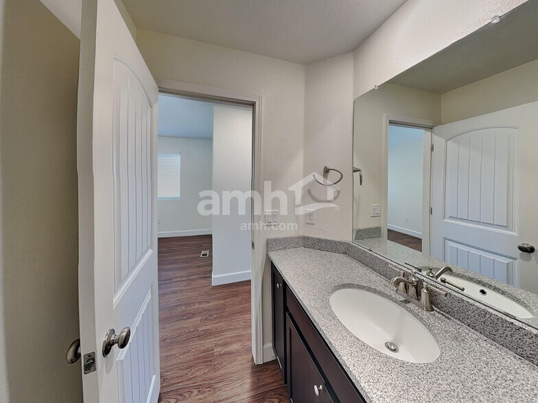 Building Photo - 4315 Crestone Peak St