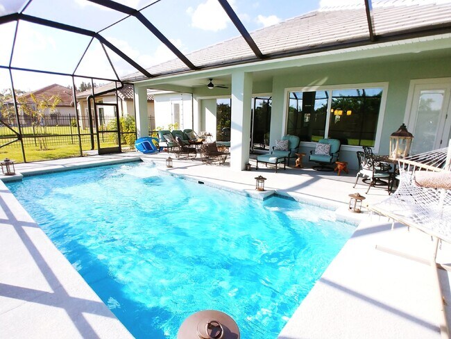 Building Photo - "Spacious 4 Bed, 3.5 Bath Rockledge Rental - Your Dream Home Awaits!"